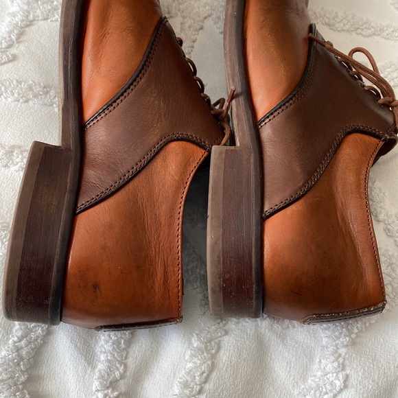 Johnson & Murphy Dual Color Leather Oxfords main image 9